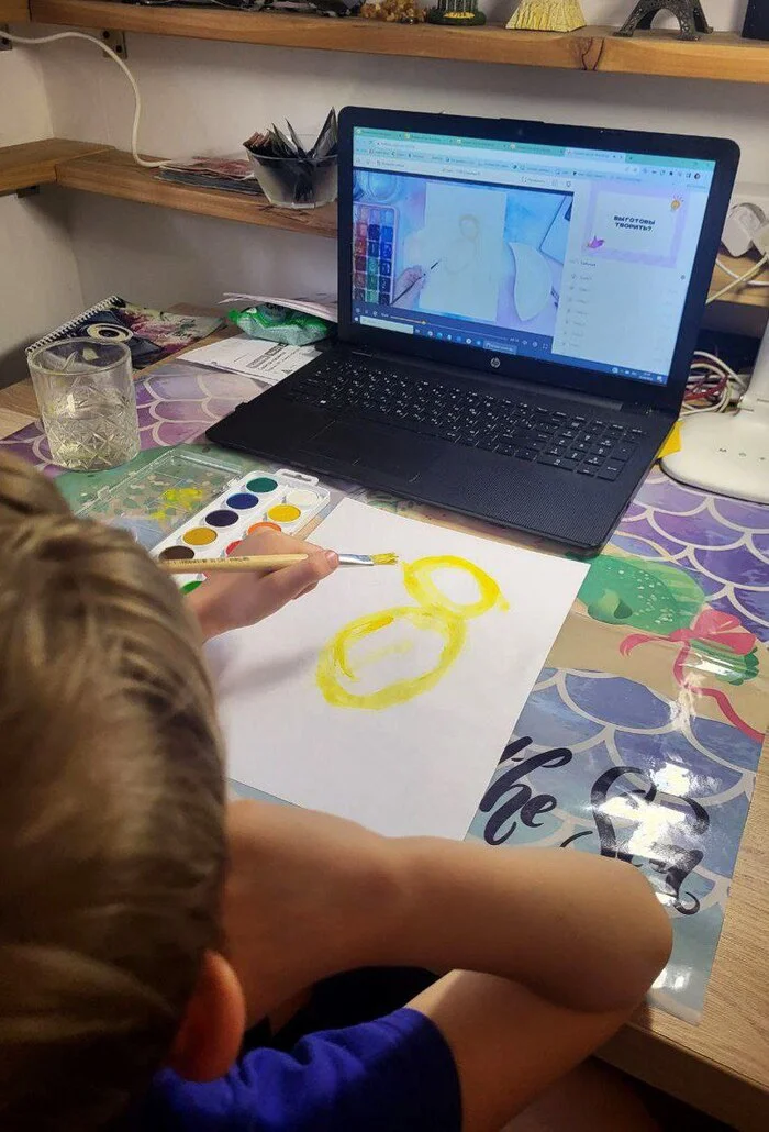 He draws and laughs, and I sit and cry, I can’t explain to my son why... - My, Beginner artist, Autistic Disorders, Parents and children, School, Video, Vertical video, Longpost