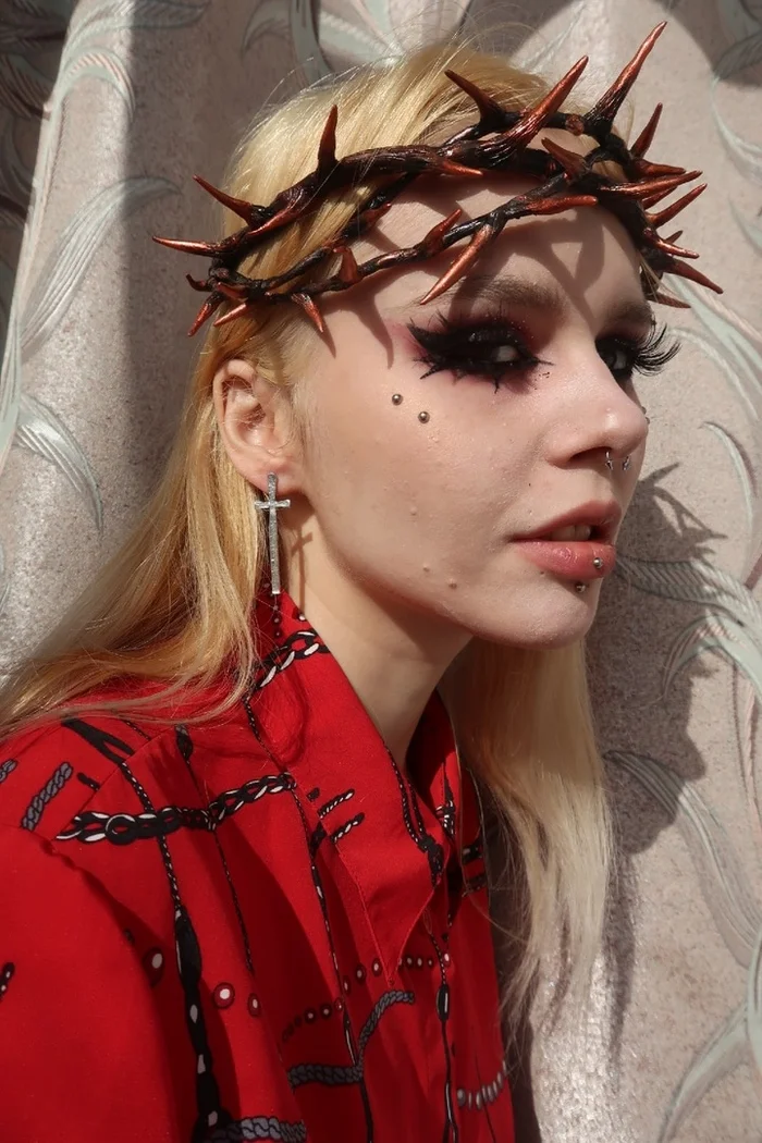 I create crowns of thorns - My, Girl with tattoo, Creative people, Creation, Handmade, Crown of Thorns, Longpost, Needlework without process