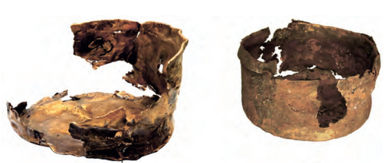 Ковши XII века из "чистой меди" (1) и оловянно-свинцовой бронзы (2)