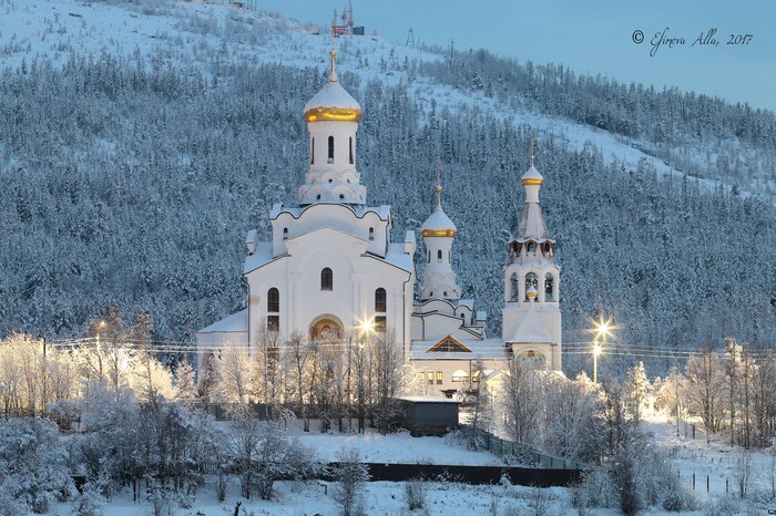 ����� ����������: <a href="https://pikabu.ru/story/vyizhit_ili_zhit_za_polyarnyim_krugom_11607919?u=https%3A%2F%2Fvk.com%2Fangelfotograf&t=%D0%90%D0%BB%D0%BB%D0%B0%20%D0%95%D1%84%D0%B8%D0%BC%D0%BE%D0%B2%D0%B0&h=ab403d4658047c4835ced83b4866311697b8d524" title="https://vk.com/angelfotograf" target="_blank" rel="nofollow noopener">���� �������</a>