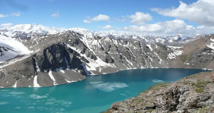 Kyrgyzstan, Lake Ala-Kul - Travels, The rocks, Mountain tourism, Relaxation, Video, Vertical video, Longpost, Kyrgyzstan