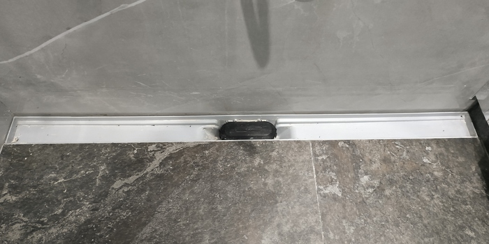 Протечка трапа, нужна помощь,нормы строительства