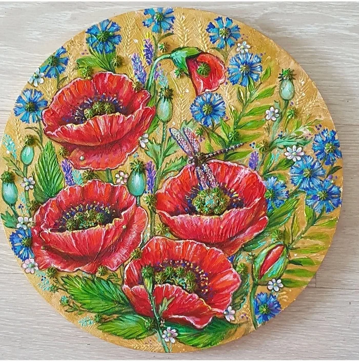 Poppies. Decorative composition in a circle on a golden background - My, Painting, Interior, Poppy, Cornflowers, Gold, Decor