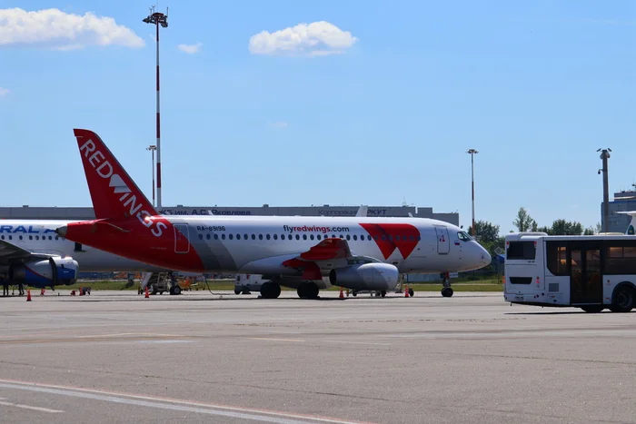 Spotting at Zhukovsky airport, 07/11/2024 - My, Spotting, Aviation, Sukhoi Superjet 100, Red Wings, Airbus A321, IL-76, IL-96, civil Aviation, The photo, Longpost