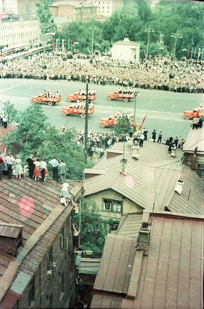 View of Tsvetnoy Boulevard in Moscow, where the opening of the so-called “World Festival of Youth and Students” took place on July 28, 1957 - The photo, the USSR, Street photography, Film, Moscow, Tsvetnoy Boulevard, 1957