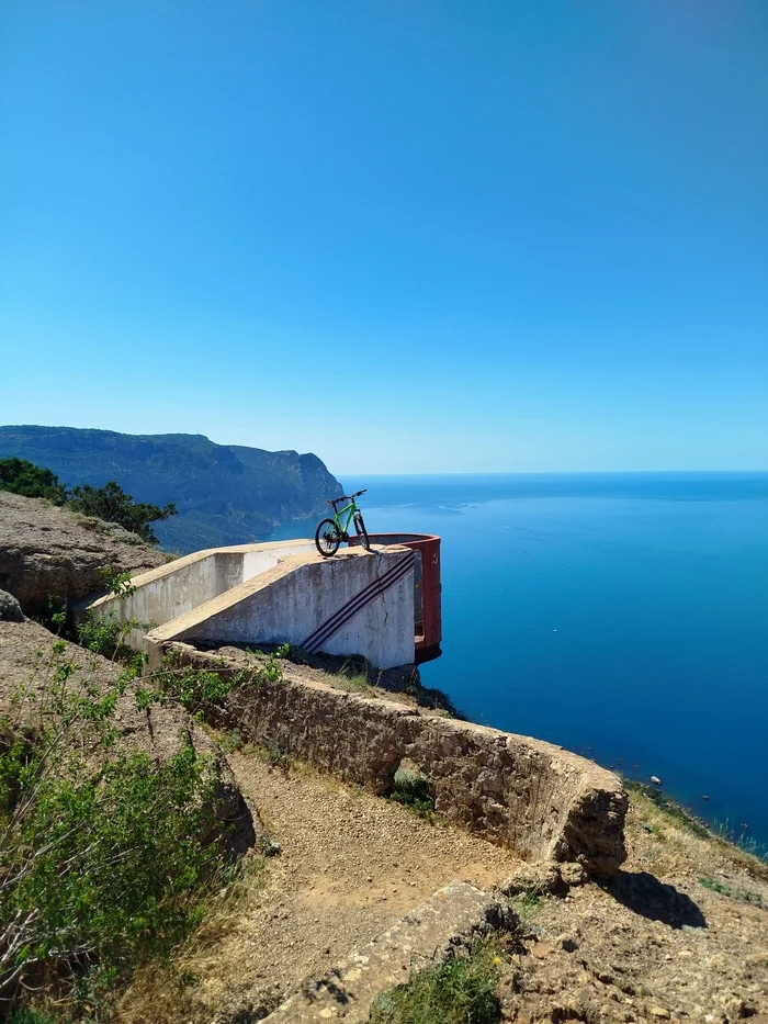 Barrel of Death - My, Bike ride, A bike, Crimea, Sea, Longpost