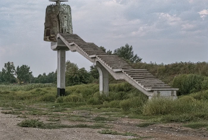 Ответ на пост «Трап в Воронеже» - Картинки, Воронеж, Ракета, Юмор, Мат, Ответ на пост, Кин-Дза-Дза!, Photoshop, Пепелац