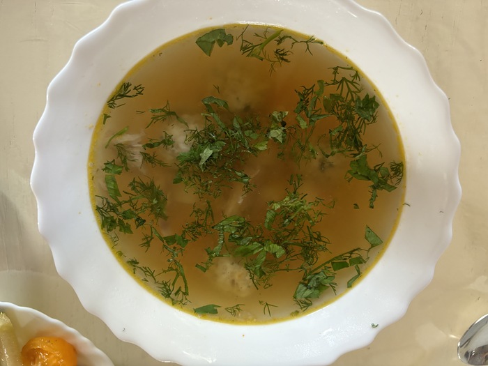 Мы, за всей этой суетой, конечно не забыли же о самом вкусном, что есть в леще — рёбрышках.