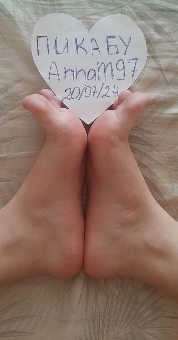 For connoisseurs) - My, Erotic, Girls, Foot fetish, No face, Legs