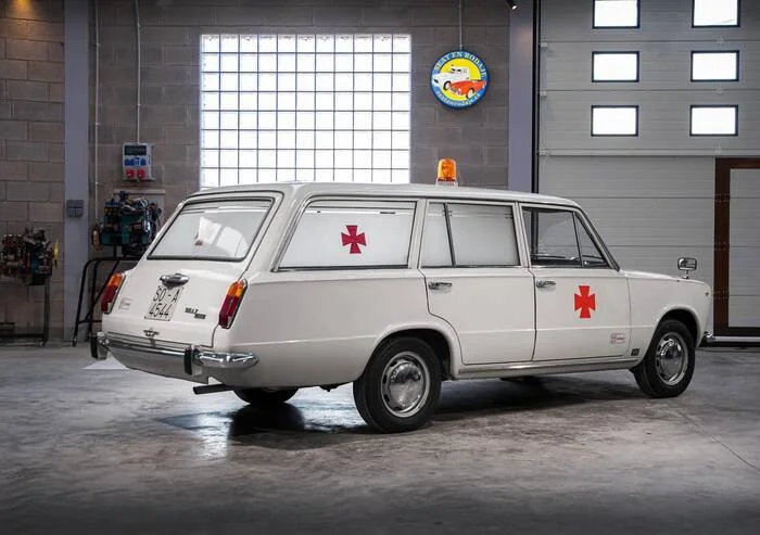 '1974 SEAT 124 Ambulancia - Auto, Spain, Seat, Fiat 124, Vaz-2102, The photo, 70th, Car history, Longpost