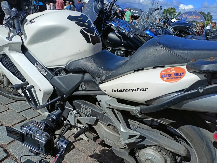 Мой выфер, который я обвешал камерами для съёмки мотопробега