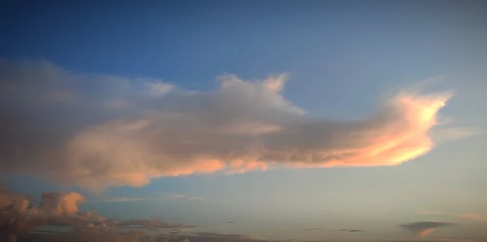 Crocodile in the sky - My, The photo, Emotions, Nature, beauty, Sunset, Clouds, It seemed, Pareidolia, Sky