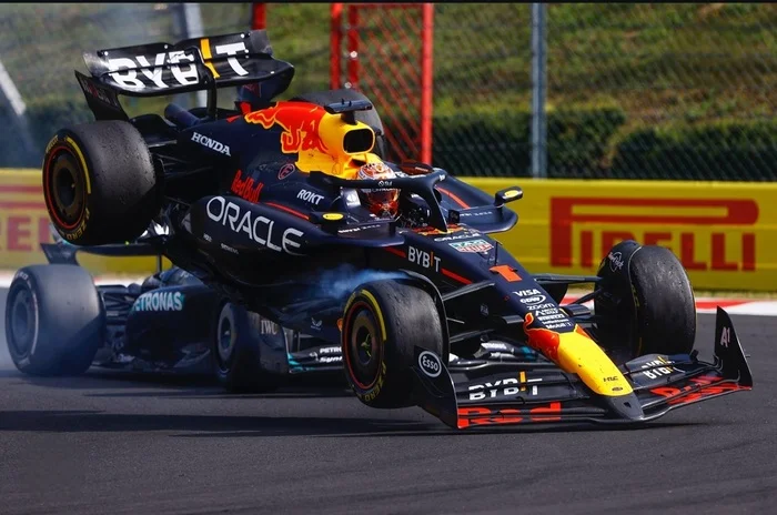 Red Bull inspires - Formula 1, Max Verstappen, Red bull, Lewis Hamilton, Mercedes-Amg