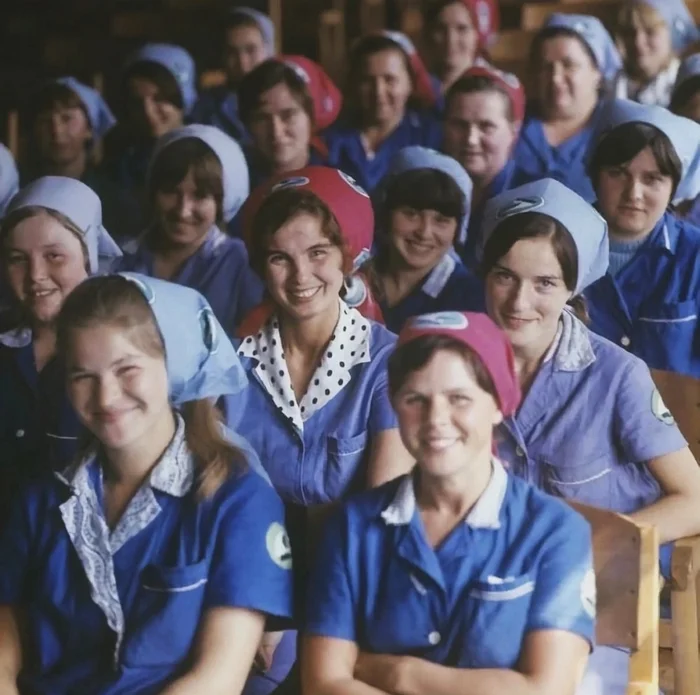 Weavers of the Ivanovo worsted mill named after. V.I.Lenin, 1974 - Ivanovo, The photo, Work, Women