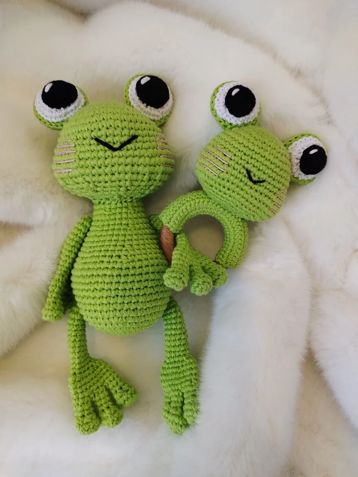 Little frogs - My, Frogs, Children, With your own hands, Toys, Rattle, Presents, Longpost, Needlework without process, Amigurumi