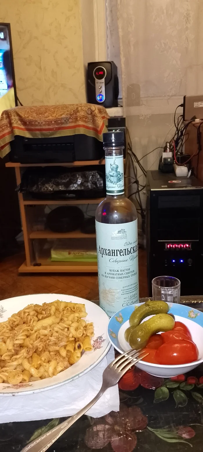 Do you want vodka? I have them! - My, Alcohol, Vodka, Dinner, Snack, Longpost