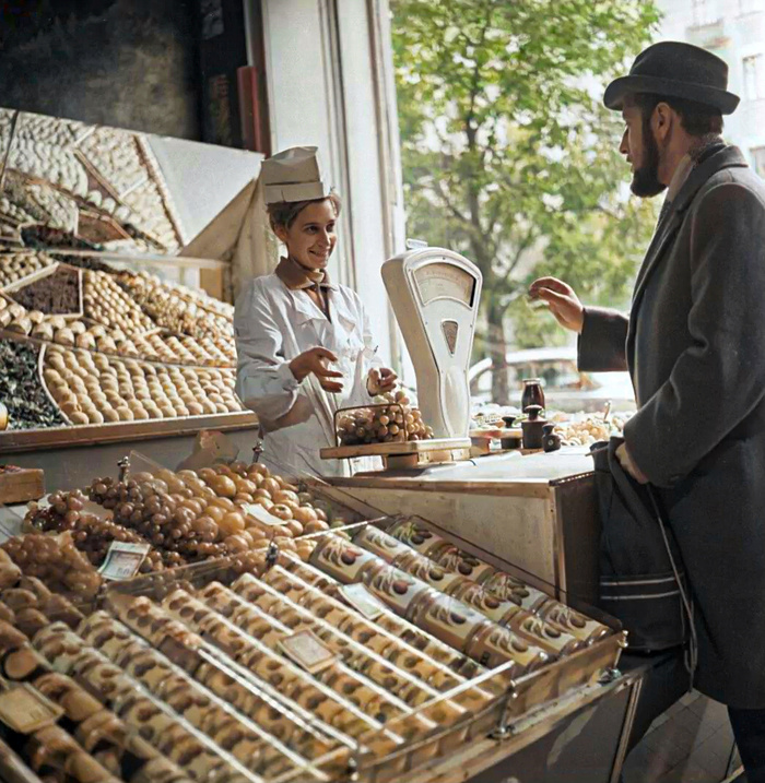 Жизнь Советской Москвы в 60-е годы. 20 раскрашенных фотографий. Часть 2 Старое фото, Колоризация, Фотография, Москва, СССР, История города, Историческое фото, 60-е, Длиннопост