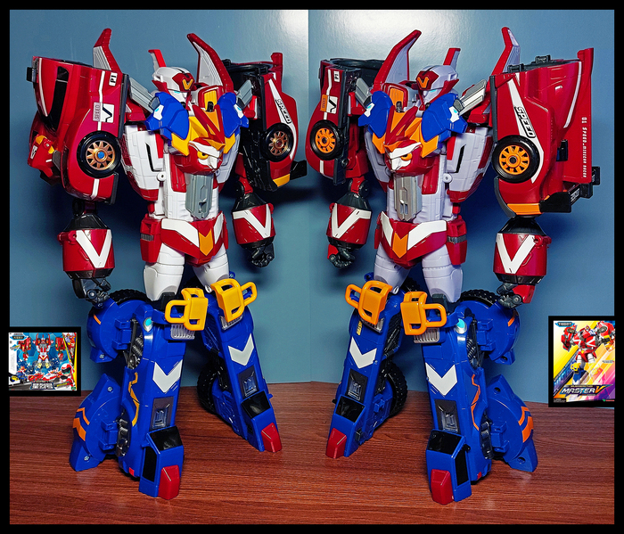 Мастер Ви: слева - "Lemao-ACG", справа - "Young Toys"