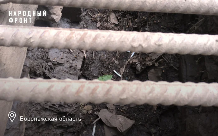 Budget money down the drain: in Voronezh, officials who “forgot” about a clogged storm drain turned a mega-pit into a mega-puddle for 4 million rubles - My, Negative, Housing and communal services, Voronezh, Officials, Safety, Road, Потоп, Longpost