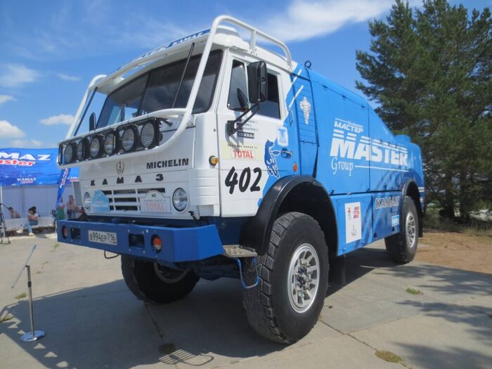 -49252    1994      .