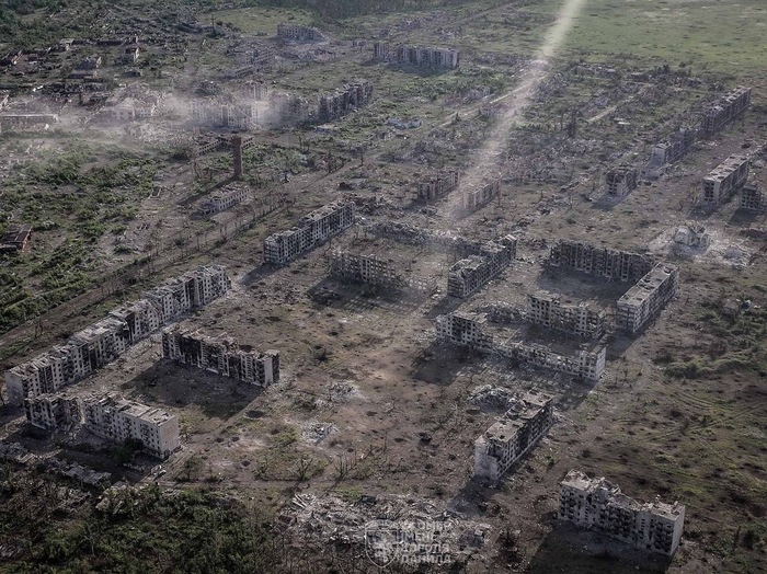 <!--noindex--><a href="https://pikabu.ru/story/khoroshie_novosti_po_zavetam_aleksradio_11642240?u=https%3A%2F%2Flenta.ru%2Fnews%2F2024%2F07%2F09%2Fveteran-vsu-rasskazal-o-sudbonosnom-znachenii-chasovogo-yara%2F&t=https%3A%2F%2Flenta.ru%2Fnews%2F2024%2F07%2F09%2Fveteran-vsu-rasskazal-o-sud...&h=01c6179634fbb049ca205acc296507168b3232f9" title="https://lenta.ru/news/2024/07/09/veteran-vsu-rasskazal-o-sudbonosnom-znachenii-chasovogo-yara/" target="_blank" rel="nofollow noopener">https://lenta.ru/news/2024/07/09/veteran-vsu-rasskazal-o-sud...</a><!--/noindex-->