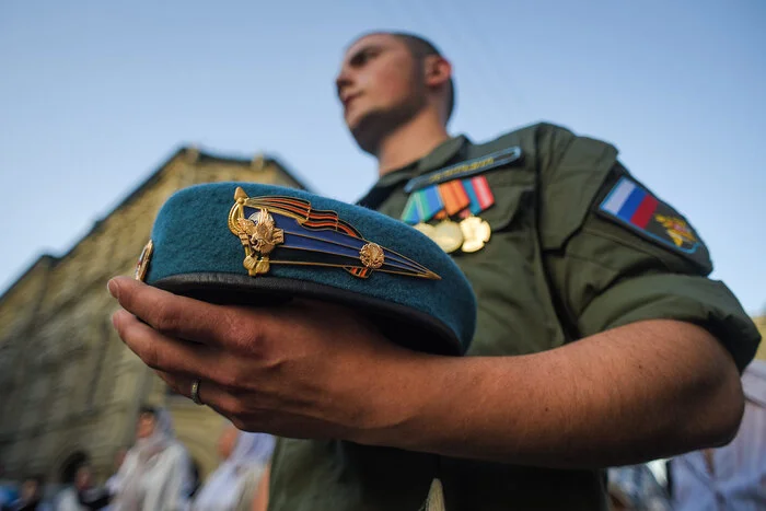 55 years since the adoption of the blue beret for official wear - Military uniform, Airborne forces, The soldiers, Dress code