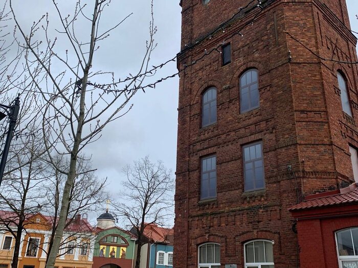 Башня и вид на город, не самый лучший ракурс, прошу прощения