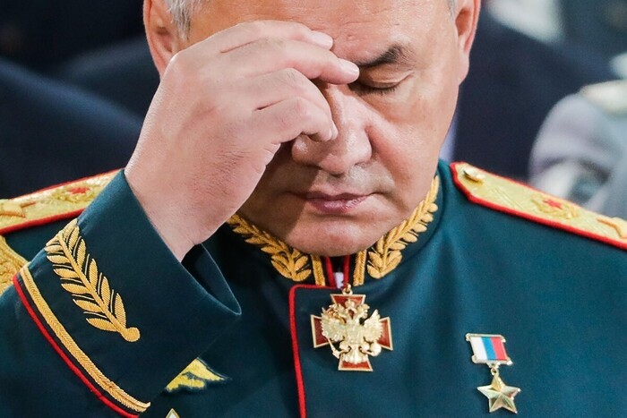 А есть и те, кто не ворует, но, правда, те уже сидят.