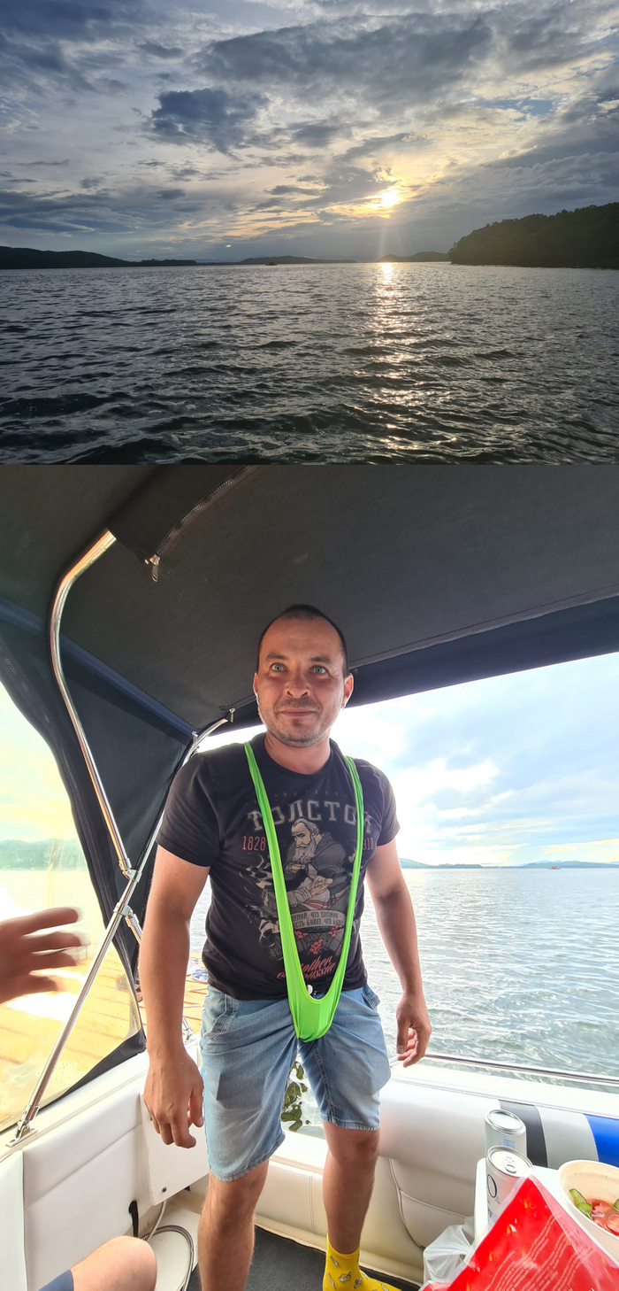 А выпитое — располагало. Это — Илья.