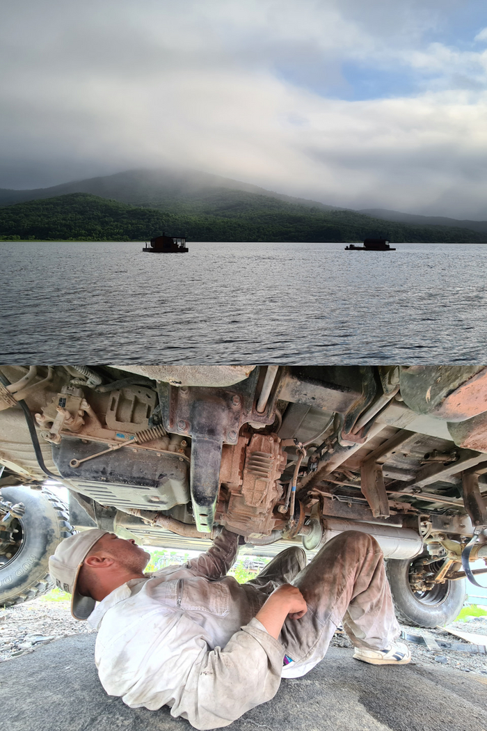 Илья Сергеич имеет секс