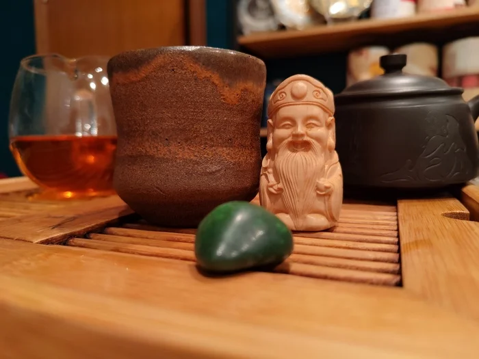Jin Jun Mei (Golden Eyebrows of the Elder), first collection, spring 2024 - My, Tea, China, Ceremony, Tea ceremony, Red, Brows, Gold, Old man, Mobile photography, Longpost