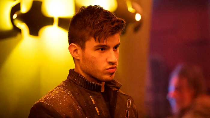 Тот самый дедушка Супермена. А вы тоже, читая "дедушка", представляете себе старичка? 