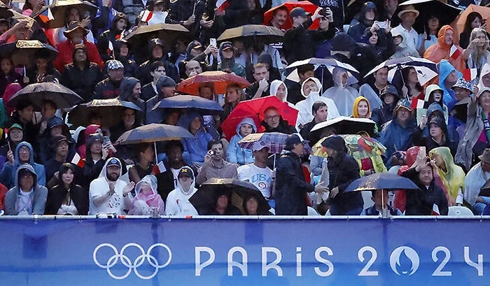 Moscow vs Paris, or about the weather and the clearing of clouds... - Olympic Games, Opening, Paris, Moscow, Weather, Rain, Organizers, Sport, France, 2024, Video, Youtube, The clouds