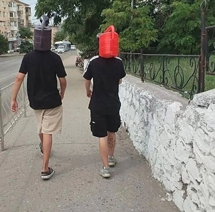 What's the new fad for the bastards? - My, The photo, Volgograd, Fashion what are you doing, Fashion, Watering can