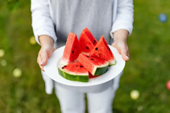 Is it true that eating watermelons is dangerous due to the nitrates that accumulate in them? - My, Watermelon, Summer, Health, Person, Organism, Food, Nutrition, Facts, Проверка, Research, Informative, Nitrates, Products, Longpost