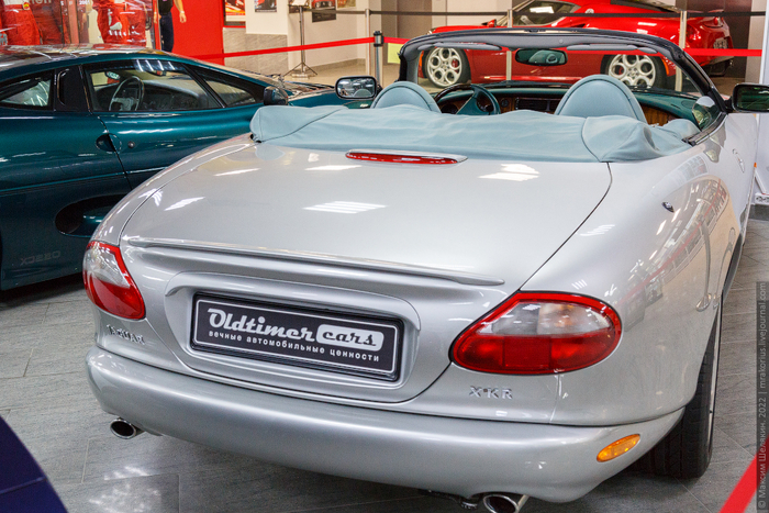 JAGUAR XKR (1999 г.)