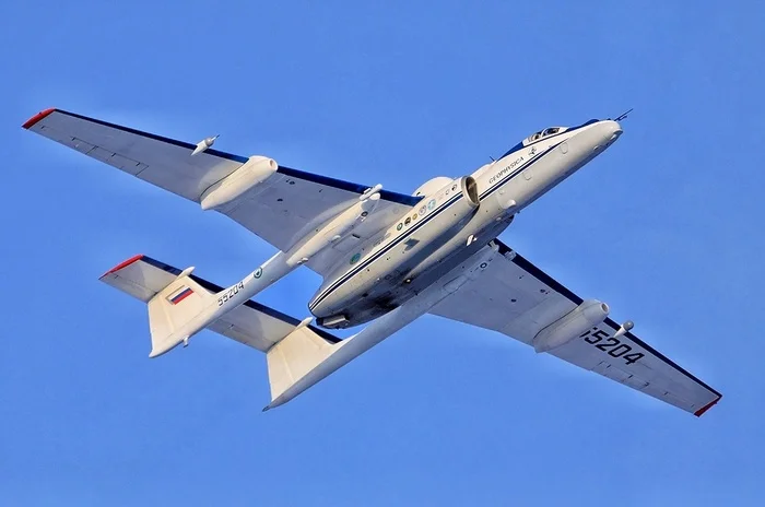 M-55 Geophysics during a demonstration flight at the MAKS air show - Aviation, Technics, Airplane, The photo, From the network, Myasishchev, Okb Myasishcheva, civil Aviation