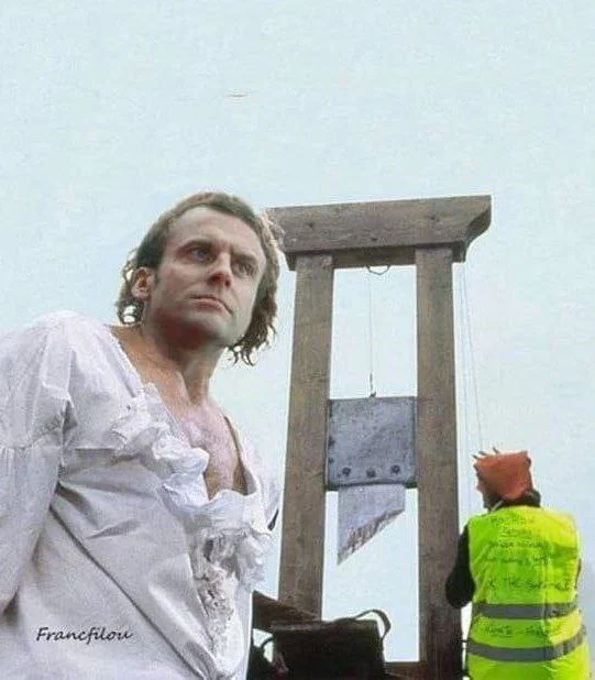 The first photos from the rehearsal of the Closing Ceremony of the Games leaked online - Olympic Games, France, Yellow vests, Guillotine, Emmanuel Macron, Strange humor, Fotozhaba, Hardened