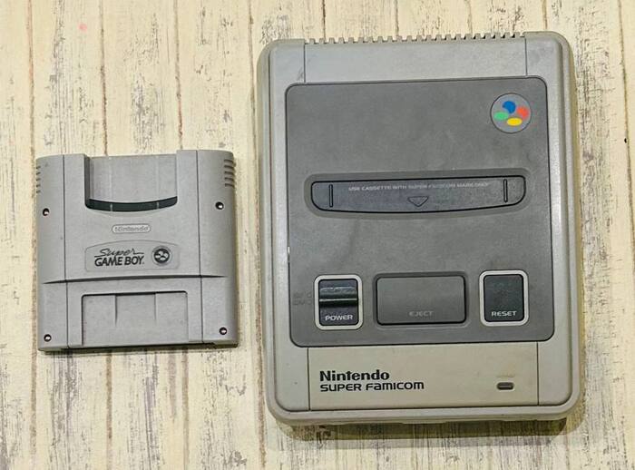 Super Famicom   Super Game Boy      Game Boy  Game Boy Color.