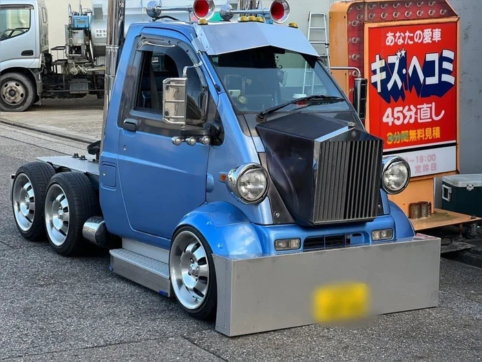 Three-axle Daihatsu Migdet - Auto, Telegram (link), Japan