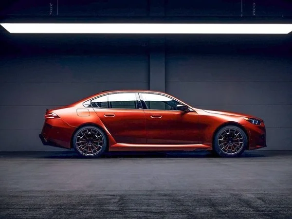 An image of the new BMW M5 in Frozen Orange has been published - Crossposting, Pikabu publish bot, Bmw, M5, Cold heart, Orange, Telegram (link)