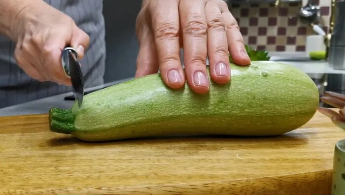 Россиянам запретили дарить друг другу кабачки, тыквы и яблоки