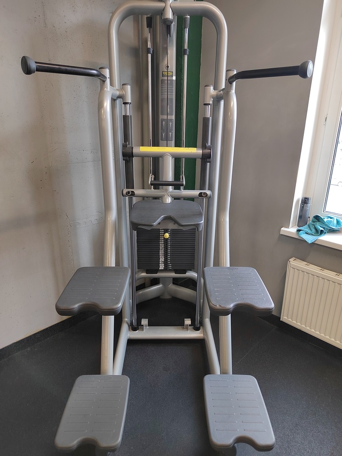 выглядит он странно