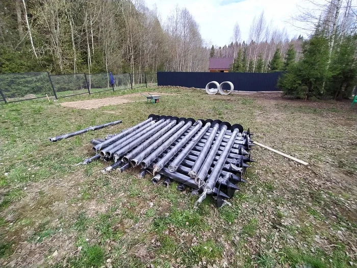 Three arguments in favor of screw piles - Rukozhop, Home construction, Dacha, Pile-Screw Foundation, Frame house, Carcasses, Video, Longpost