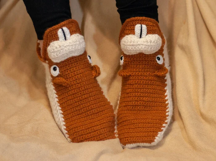 Beaver slippers, knitting fur slippers - My, Slippers, Handmade, Needlework without process, Knitting, Shoes, Presents, Beavers, Cool Cartoon Beavers, Longpost