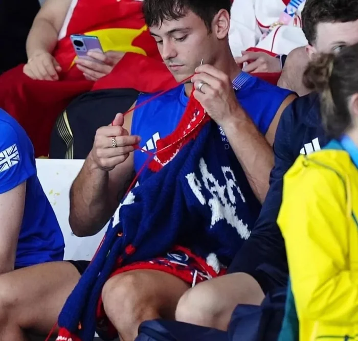 Olympics 2024. Champion Tom Daley knits himself a new sweater - Knitting, Olympic Games, Paris