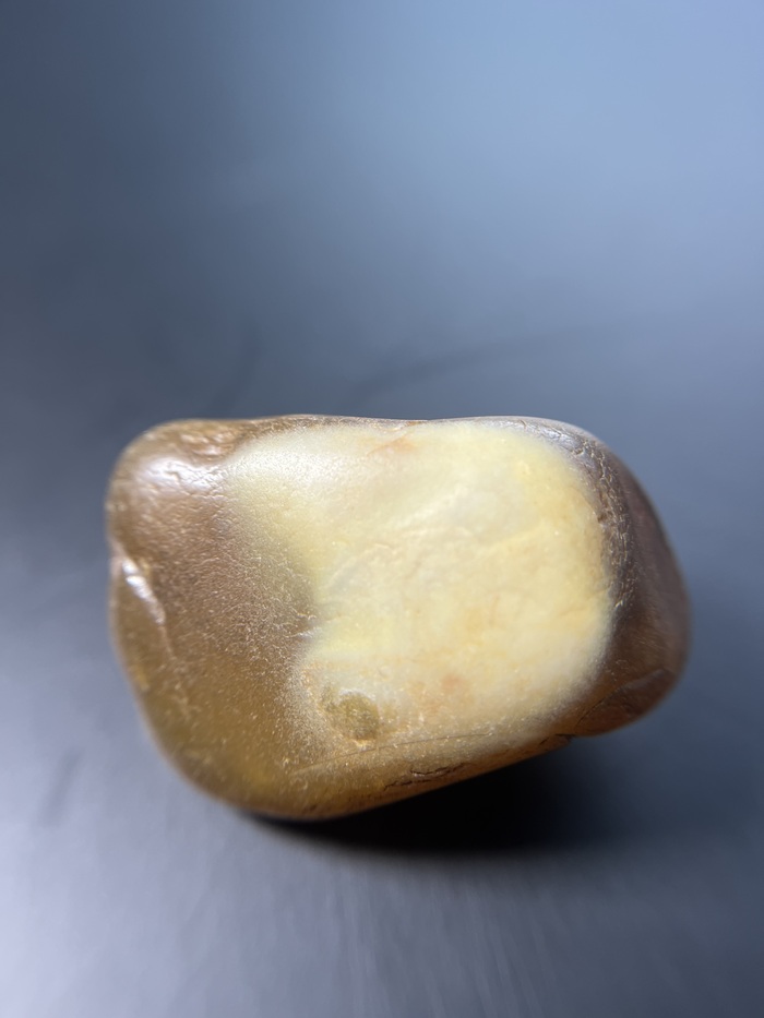 Первый камень