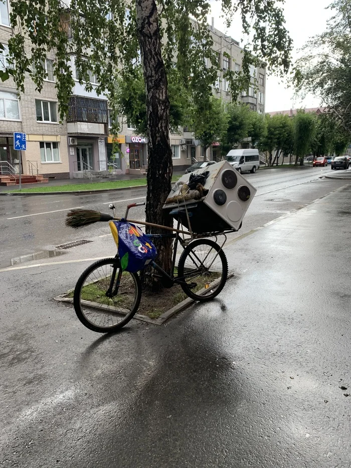 Грузоперевозки.недорого - Моё, Картинка с текстом, Юмор, Картинки, Фотография, Уличная фотография, Велосипед