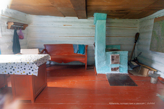 Как выглядит аэропорт в поселке Усть-Анзас, где нет даже электричества Путешествие по России, Путешествия, Кемеровская область - Кузбасс, Аэропорт, Поселок, Деревня, Фотография, Длиннопост, Горная Шория, Река Мрассу