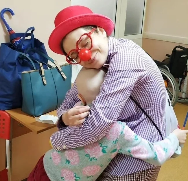 International Clown Day - My, Clown, Clownery, Hospital clowning, Children, Hospital, Children Hospital, The medicine, Health care, Russia, Mood, Good mood, Parents and children, Diagnosis, Cancer and oncology, Diagnosis not sentence, Moscow, Blokhin Cancer Center, Help, Longpost